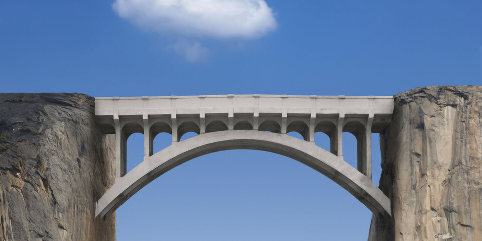 US-amerikanische Firmen bevorzugen beim Thema Cloud Full-Service-Anbieter mit entsprechend großem Portfolio und Dienstleistungen. US-amerikanische Firmen bevorzugen beim Thema Cloud Full-Service-Anbieter mit entsprechend großem Portfolio und Dienstleistungen.