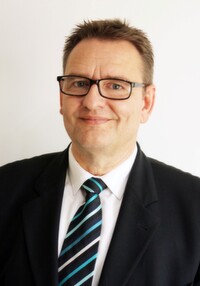 Uwe Schmitz übernimmt die Geschäftsführung der deutschen Landesgesellschaft von Maxdata. Uwe Schmitz übernimmt die Geschäftsführung der deutschen Landesgesellschaft von Maxdata.