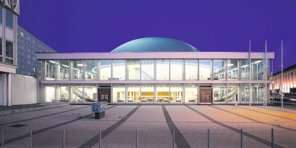 Auch der zweite Zukunftskongress wird wieder im bcc stattfinden Auch der zweite Zukunftskongress wird wieder im bcc stattfinden