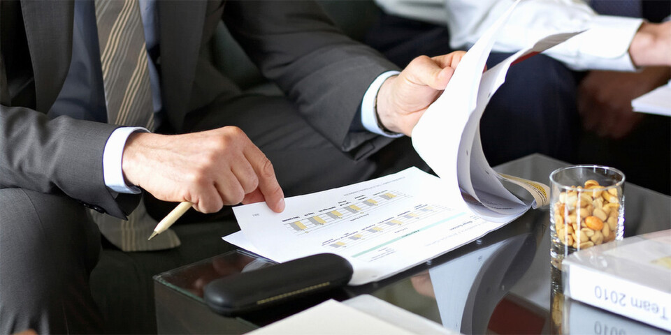 Kostenloser Leitfaden von Microfin zeigt auf, was in keinem Service Level Agreement fehlen darf. Kostenloser Leitfaden von Microfin zeigt auf, was in keinem Service Level Agreement fehlen darf.