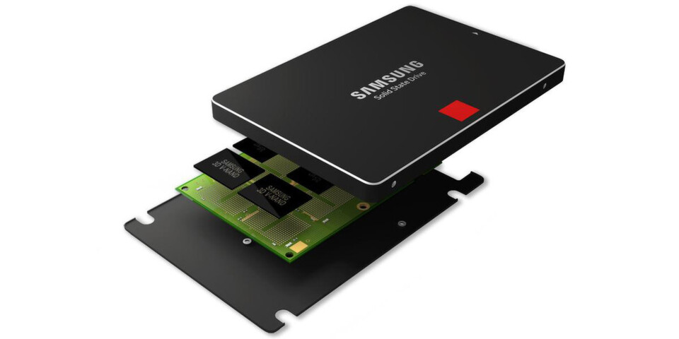 Die eigens von Samsung entwickelte 3D V-NAND-Speichertechnologie ermöglicht es, mehr Speicherzellen auf gleichem Raum zu verbauen, sodass die neuen SSDs eine deutlich höhere Leistung erzielen. Die eigens von Samsung entwickelte 3D V-NAND-Speichertechnologie ermöglicht es, mehr Speicherzellen auf gleichem Raum zu verbauen, sodass die neuen SSDs eine deutlich höhere Leistung erzielen.