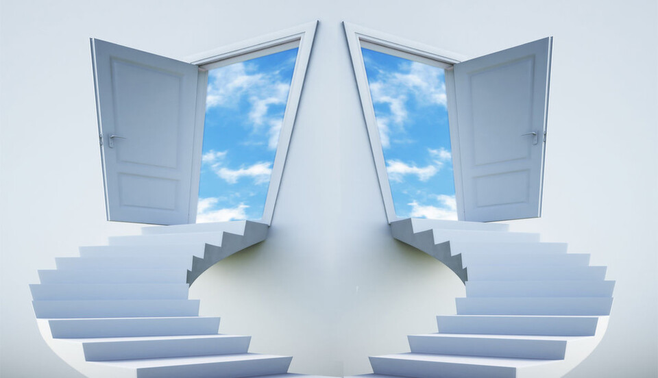 Vom Einstieg in die Cloud, während des weitgehend verhüllten Verbleibens bis zum Ausstieg aus der Cloud sind verschiedene und umfassende Sicherheitsmaßnahmen gefordert. Vom Einstieg in die Cloud, während des weitgehend verhüllten Verbleibens bis zum Ausstieg aus der Cloud sind verschiedene und umfassende Sicherheitsmaßnahmen gefordert.