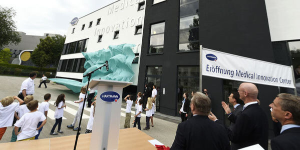 Feierliche Eröffnung des Medical Innovation Centers der Hartmann-Gruppe. Feierliche Eröffnung des Medical Innovation Centers der Hartmann-Gruppe.