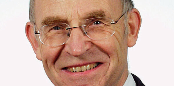 Heinrich Oehlmann vom Verband EHIBCC-D: „Richtig umgesetzt kann UDI allen nützen: dem Gesetzgeber, Herstellern, Kliniken und chirurgischen Praxen, Zahnärzte inbegriffen.“ Heinrich Oehlmann vom Verband EHIBCC-D: „Richtig umgesetzt kann UDI allen nützen: dem Gesetzgeber, Herstellern, Kliniken und chirurgischen Praxen, Zahnärzte inbegriffen.“