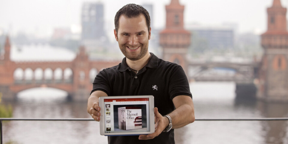 Nach 25 Jahren ist Microsoft Office kein besseres Druckstudio mehr, sondern eine digitale und vernetzte Suite von Produktivprogrammen für die Büroarbeit. Dr. Thorsten Hübschen erklärt die Veränderung und ihre Vorteile. Nach 25 Jahren ist Microsoft Office kein besseres Druckstudio mehr, sondern eine digitale und vernetzte Suite von Produktivprogrammen für die Büroarbeit. Dr. Thorsten Hübschen erklärt die Veränderung und ihre Vorteile.