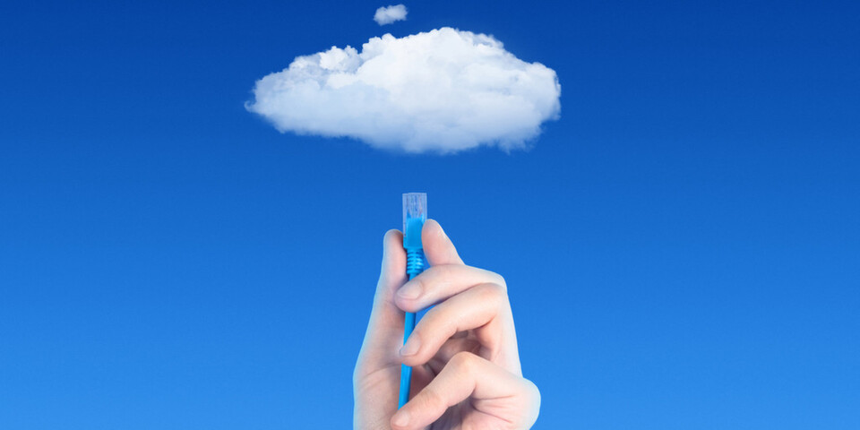 Desktop-Virtualisierung kann durch die zentrale Verwaltung und Bereitstellung von Desktop-Images zu Agilität, Effizienz und Kostensenkung im Unternehmen beitragen. Desktop-Virtualisierung kann durch die zentrale Verwaltung und Bereitstellung von Desktop-Images zu Agilität, Effizienz und Kostensenkung im Unternehmen beitragen.