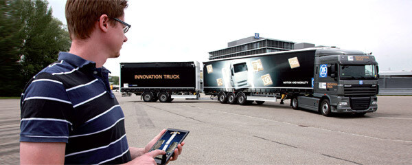 Auf der IAA Nutzfahrzeuge 2014 zeigen auch viele Zulieferer ihre Entwicklungen. Ob fern-rangierbarer Lastkraftwagen, innermotorische Konzepte oder Fahrerassistenz – die Bandbreite der Innovationen ist groß. Auf der IAA Nutzfahrzeuge 2014 zeigen auch viele Zulieferer ihre Entwicklungen. Ob fern-rangierbarer Lastkraftwagen, innermotorische Konzepte oder Fahrerassistenz – die Bandbreite der Innovationen ist groß.