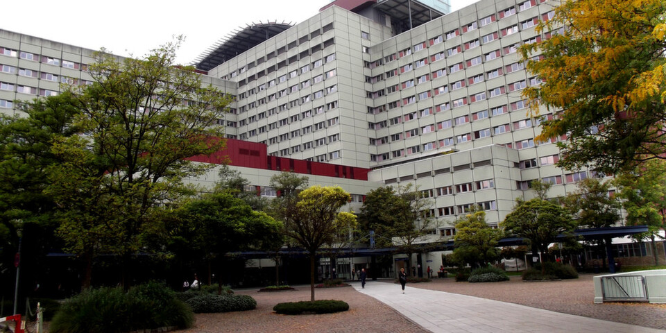 Das Augsburger Zentralklinikum auf dem Weg zur Uni-Klinik Das Augsburger Zentralklinikum auf dem Weg zur Uni-Klinik