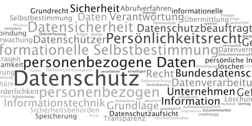 Beim Cloud Computing gibt es keinen einheitlichen Rechtsrahmen. Daher muss sich jedes Unternehmen, das den Cloud-Einstieg plant, über branchenspezifische Normen und Vorschriften informieren. Ebenso wichtig ist es, den Cloud-Provider "auf Herz und Nieren" zu prüfen. Beim Cloud Computing gibt es keinen einheitlichen Rechtsrahmen. Daher muss sich jedes Unternehmen, das den Cloud-Einstieg plant, über branchenspezifische Normen und Vorschriften informieren. Ebenso wichtig ist es, den Cloud-Provider "auf Herz und Nieren" zu prüfen.