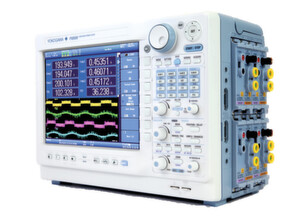Das Precision Power Scope PX8000: Es vereint Oszilloskop und Leistungsmessung und verfügt über modular aufgebaute Messeinschübe für Spannungen und Ströme sowie Universalmodule für mechanische Größen wie Drehzahl und Drehmoment. Alle Eingänge sind voll isoliert ausgeführt. Buchsen für Spannungen und Stecker für Ströme verhindern Schäden durch versehentliches Vertauschen der Kabel. Das Precision Power Scope PX8000: Es vereint Oszilloskop und Leistungsmessung und verfügt über modular aufgebaute Messeinschübe für Spannungen und Ströme sowie Universalmodule für mechanische Größen wie Drehzahl und Drehmoment. Alle Eingänge sind voll isoliert ausgeführt. Buchsen für Spannungen und Stecker für Ströme verhindern Schäden durch versehentliches Vertauschen der Kabel.