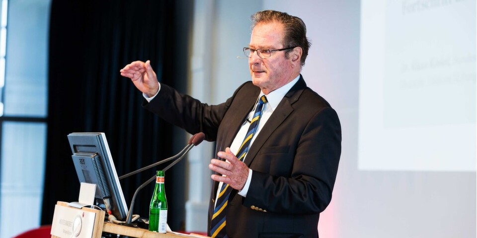 Der frühere Vizekanzler Dr. Klaus Kinkel eröffnet „Innovatives Management 2014“ in Lübeck Der frühere Vizekanzler Dr. Klaus Kinkel eröffnet „Innovatives Management 2014“ in Lübeck