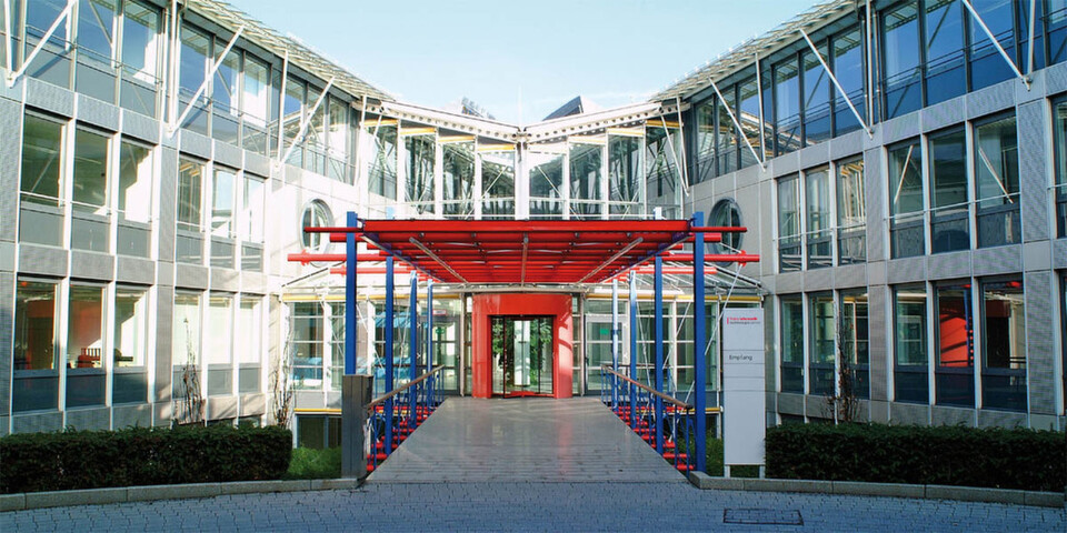Moderne IT-Infrastruktur auf Basis von Cisco, Red Hat und SAP: Der Finanzdienstleister FI-TS stellt Banken und Versicherungen eine hochskalierbare und sichere SAP-Umgebung aus der Cloud bereit. Moderne IT-Infrastruktur auf Basis von Cisco, Red Hat und SAP: Der Finanzdienstleister FI-TS stellt Banken und Versicherungen eine hochskalierbare und sichere SAP-Umgebung aus der Cloud bereit.