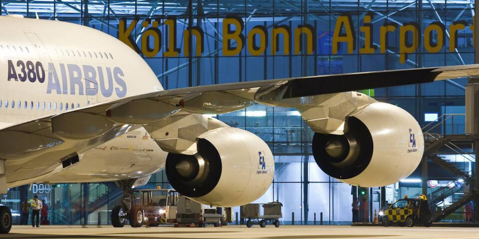 Die Security-Spezialisten des Köln Bonn Airport können mit der neuen Lösung für das Management von Sicherheitsinformationen und Events die Steuerung ihrer komplexen IT-Infrastruktur erheblich vereinfachen. Die Security-Spezialisten des Köln Bonn Airport können mit der neuen Lösung für das Management von Sicherheitsinformationen und Events die Steuerung ihrer komplexen IT-Infrastruktur erheblich vereinfachen.