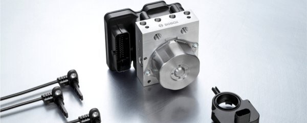 Heute spielt ESP eine zentrale Rolle für viele Fahrerassistenzsysteme und für das automatisierte Fahren. Ab 1. November 2014 wird es Pflicht für Neuwagen. Heute spielt ESP eine zentrale Rolle für viele Fahrerassistenzsysteme und für das automatisierte Fahren. Ab 1. November 2014 wird es Pflicht für Neuwagen.