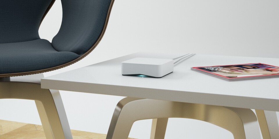 Die Bitdefender BOX kann sowohl hinter einem bestehenden Router mit einem seiner Ethernet-Ports verbunden sein oder vor dem Router angeordnet werden. Dadurch schützt sie dann auch den Router vor Internet-basierten Angriffen. Die Bitdefender BOX kann sowohl hinter einem bestehenden Router mit einem seiner Ethernet-Ports verbunden sein oder vor dem Router angeordnet werden. Dadurch schützt sie dann auch den Router vor Internet-basierten Angriffen.