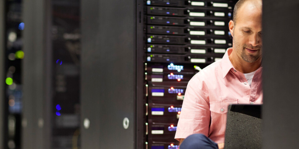 Auch im Cloud Computing spielen Standards eine wichtige Rolle – wenn nicht sogar eine größere als andernorts. Auch im Cloud Computing spielen Standards eine wichtige Rolle – wenn nicht sogar eine größere als andernorts.