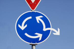Organisation, die Flash-Technologie innerhalb einer IT-Infrastruktur und Virtualisierung nutzen, verlassen den Teufelskreis aus immer höhen Anforderungen, weitern Speicher-Arras und steigenden Kosten. Die Techniken lassen die Gesamtperformance und Servicequalität enorm steigen. Organisation, die Flash-Technologie innerhalb einer IT-Infrastruktur und Virtualisierung nutzen, verlassen den Teufelskreis aus immer höhen Anforderungen, weitern Speicher-Arras und steigenden Kosten. Die Techniken lassen die Gesamtperformance und Servicequalität enorm steigen.