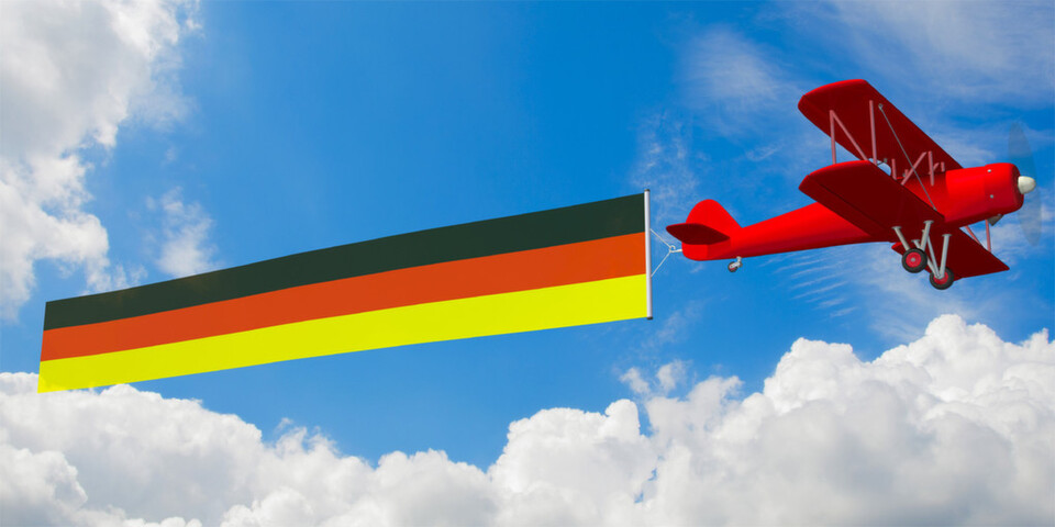 Spätestens seitdem bekannt geworden ist, dass US-Behörden weltweit Zugriff auf die Daten US-amerikanischer Anbieter haben, werden deutsche Anbieter verstärkt nachgefragt. Spätestens seitdem bekannt geworden ist, dass US-Behörden weltweit Zugriff auf die Daten US-amerikanischer Anbieter haben, werden deutsche Anbieter verstärkt nachgefragt.
