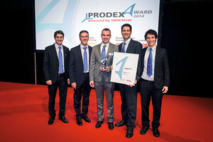 Das Team der Mikron Tool SA Agno freut sich über den ersten Platz des Prodex-Awards. V.l.n.r.: Stefano Sacco (Marketingassistent), Daniele Pigat (Geschäftsführer), Marco Cirfeta (Marketing- und Produktmanager), Alberto Gotti (Leiter Entwicklung) und Mattia Genini (Werkzeugspezialist Verkauf Schweiz). Das Team der Mikron Tool SA Agno freut sich über den ersten Platz des Prodex-Awards. V.l.n.r.: Stefano Sacco (Marketingassistent), Daniele Pigat (Geschäftsführer), Marco Cirfeta (Marketing- und Produktmanager), Alberto Gotti (Leiter Entwicklung) und Mattia Genini (Werkzeugspezialist Verkauf Schweiz).