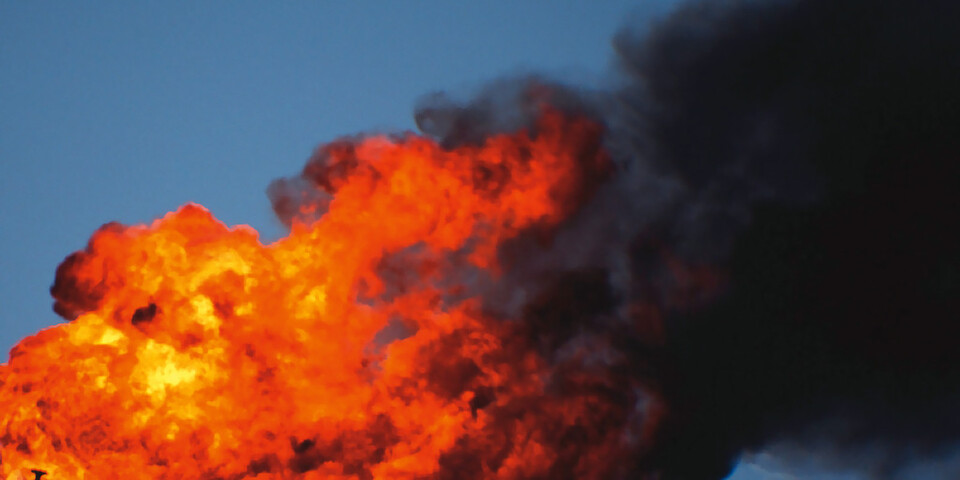 Naturkatastrophen, Feuer und Explosion sind 2015 die größten Geschäftsrisiken, aber am schlechtesten sind Unternehmen auf Cyberrisiken vorbereitet. Reputationsverlust und Betriebsunterbrechungen gelten als größte Schadenursachen nach IT-Sicherheitsvorfällen. Naturkatastrophen, Feuer und Explosion sind 2015 die größten Geschäftsrisiken, aber am schlechtesten sind Unternehmen auf Cyberrisiken vorbereitet. Reputationsverlust und Betriebsunterbrechungen gelten als größte Schadenursachen nach IT-Sicherheitsvorfällen.