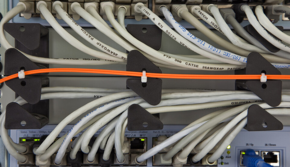 Spätestens mit Virtualisierung und IPv6 sind die Zeiten Excel-geführter IP-Adresslisten vorbei und ein ordentliches IPAM-System muss her! Spätestens mit Virtualisierung und IPv6 sind die Zeiten Excel-geführter IP-Adresslisten vorbei und ein ordentliches IPAM-System muss her!