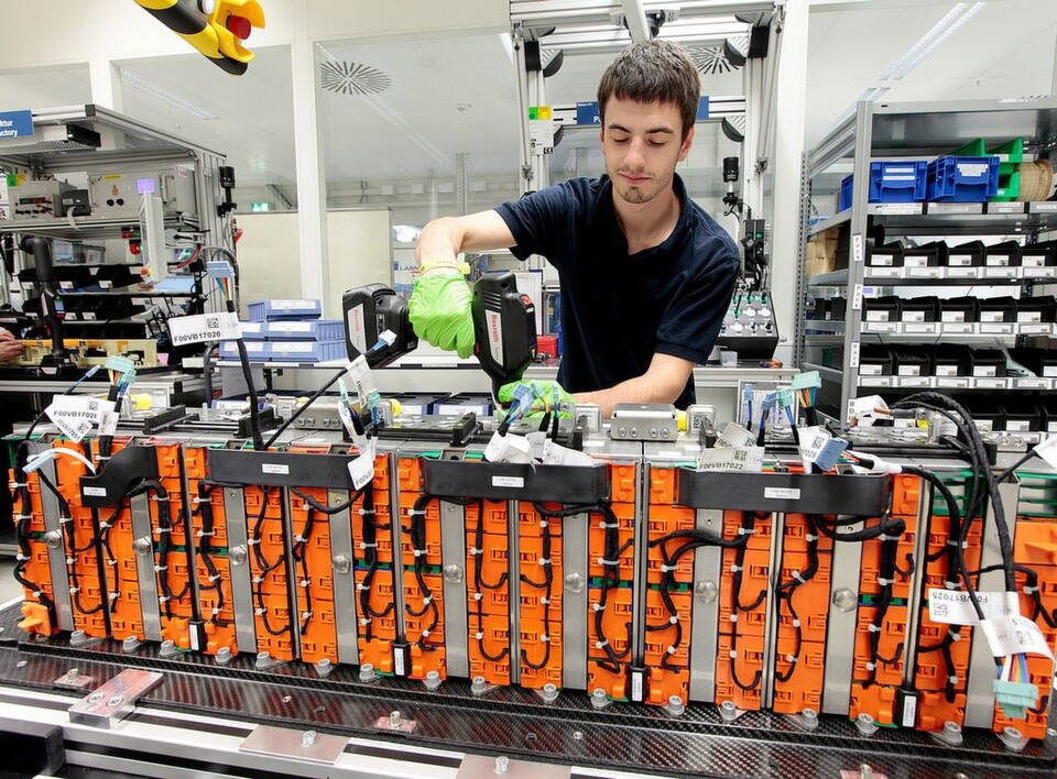 Mit dem Testbed wollen die Unternehmen für mehr Qualität und Effizienz in der Produktion sorgen. Mit dem Testbed wollen die Unternehmen für mehr Qualität und Effizienz in der Produktion sorgen.