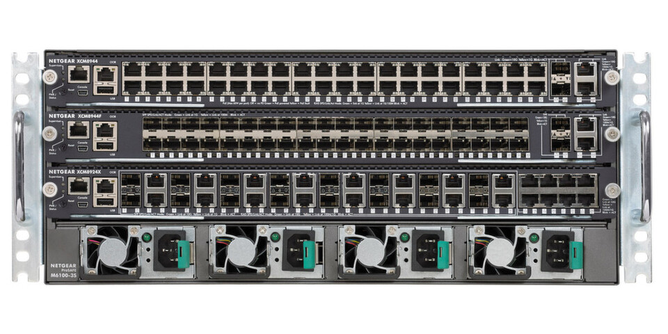 Die vier HE hohen Chassis der Reihe M6100 bieten Platz für drei I/O-Blades. Die vier HE hohen Chassis der Reihe M6100 bieten Platz für drei I/O-Blades.