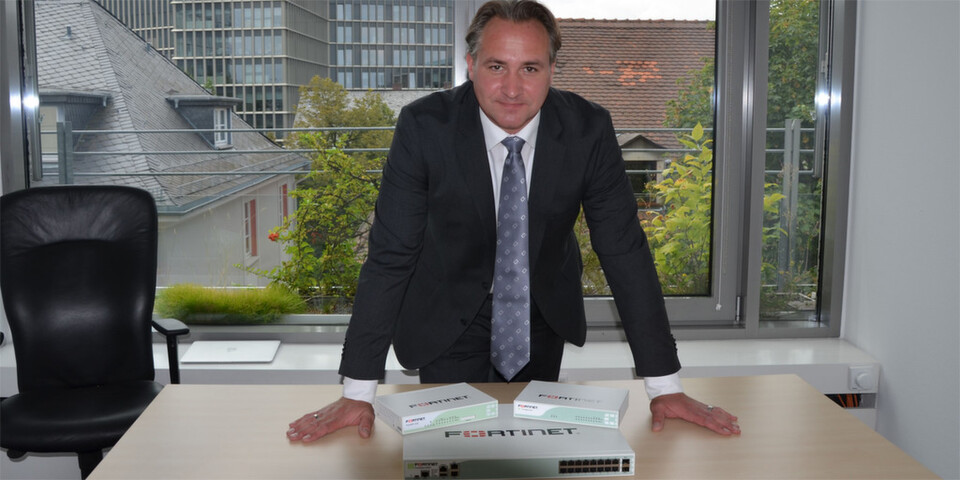 "Software-Defined Networking dynamisiert und flexibilisiert das Netzwerk; davon profitiert auch der Bereich Security", sagt Christian Vogt, Regional Director Germany bei Fortinet "Software-Defined Networking dynamisiert und flexibilisiert das Netzwerk; davon profitiert auch der Bereich Security", sagt Christian Vogt, Regional Director Germany bei Fortinet