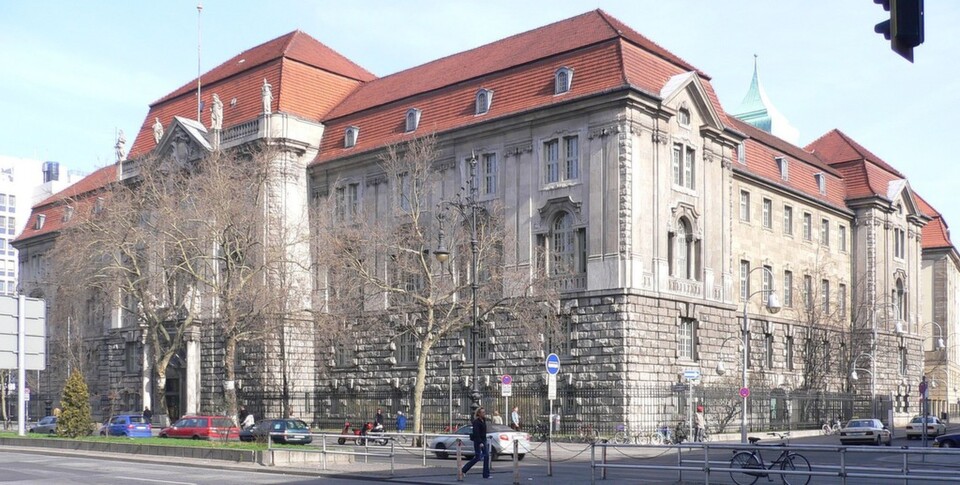 Das Oberverwaltungsgericht Berlin-Brandenburg in der Hardenbergstraße Das Oberverwaltungsgericht Berlin-Brandenburg in der Hardenbergstraße