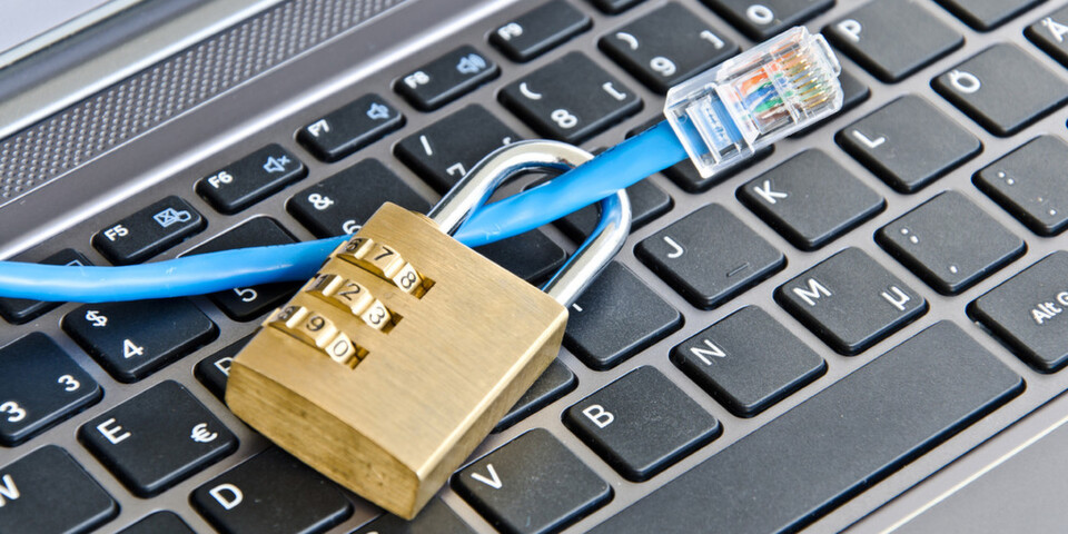 Der von Gemalto veröffentlichtre Data Security Confidence Index 2015 zeigt eine große Diskrepanz zwischen gefühlter und tatsächlicher Sicherheit beim Perimeterschutz. 33 Prozent der Befragten glauben, ihr Netzwerk sei nicht sicher vor unautorisierten Zugriffen. Der von Gemalto veröffentlichtre Data Security Confidence Index 2015 zeigt eine große Diskrepanz zwischen gefühlter und tatsächlicher Sicherheit beim Perimeterschutz. 33 Prozent der Befragten glauben, ihr Netzwerk sei nicht sicher vor unautorisierten Zugriffen.