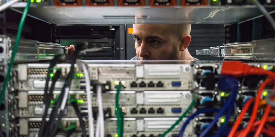 IaaS-Anbieter mit SSD-Kompetenz: DigitalOcean, ein noch recht junges Unternehmen mit Firmensitz New York, bietet Entwicklern frei skalierbare Rechenpower - neuerdings auch aus einem Rechenzentrum in Frankfurt am Main. IaaS-Anbieter mit SSD-Kompetenz: DigitalOcean, ein noch recht junges Unternehmen mit Firmensitz New York, bietet Entwicklern frei skalierbare Rechenpower - neuerdings auch aus einem Rechenzentrum in Frankfurt am Main.