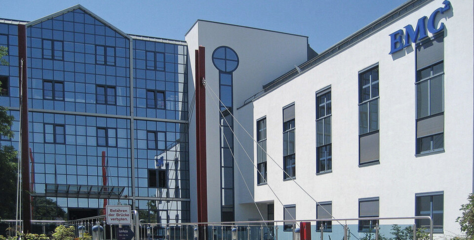 EMC ist in Schwalbach/Taunus angesiedelt. EMC ist in Schwalbach/Taunus angesiedelt.