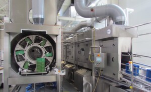 Mehrstufige Filtration, Schmutzaustragungsbänder, Anlagen-Selbstreinigung mit CIP-Programm gehören bei den Teilereinigungsanlagen von Boos dazu. Mehrstufige Filtration, Schmutzaustragungsbänder, Anlagen-Selbstreinigung mit CIP-Programm gehören bei den Teilereinigungsanlagen von Boos dazu.