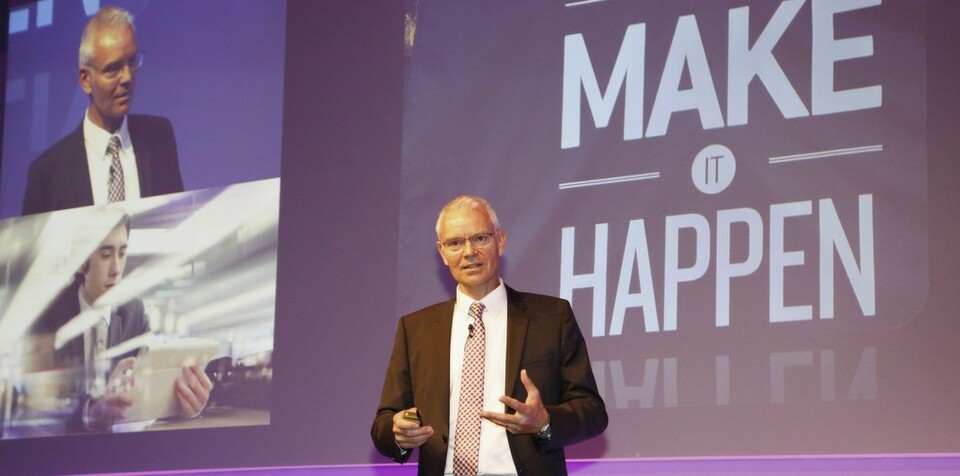 Dirk Pfefferle, Area Vice President bei Citrix, bei seiner Keynote auf der Mobility 2015 in München. Dirk Pfefferle, Area Vice President bei Citrix, bei seiner Keynote auf der Mobility 2015 in München.