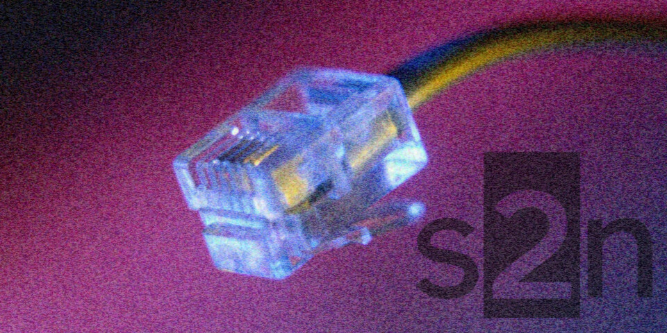 Mit s2n (Signal to Noise) will Amazon seine AWS-Infrastruktur besser absichern. Das auf GitHub gehostete Open Source Projekt will eine schlankere und damit leichter zu pflegende TLS-Library im Gegensatz zur Implementierung in OpenSSL schaffen. Mit s2n (Signal to Noise) will Amazon seine AWS-Infrastruktur besser absichern. Das auf GitHub gehostete Open Source Projekt will eine schlankere und damit leichter zu pflegende TLS-Library im Gegensatz zur Implementierung in OpenSSL schaffen.