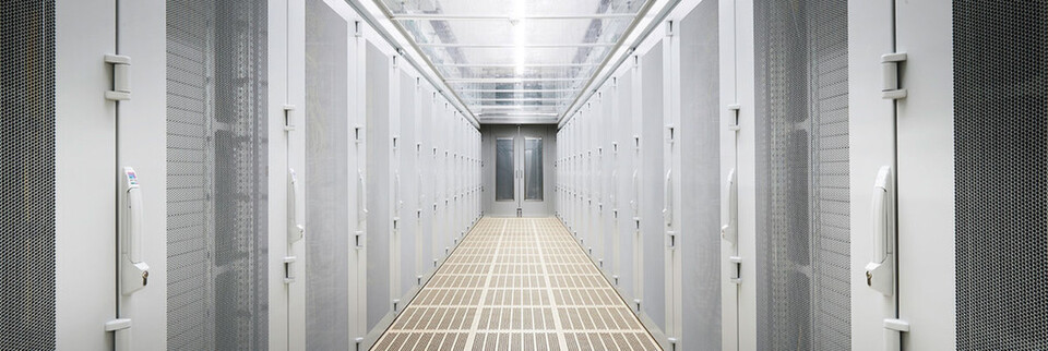 Die Rittal GmbH & Co. KG und Reichle & De-Massari verraten in einem gemeinsamen Whitepaper, wie Rechenzentren in nur 10 Schritten zur "optimalen IT-Infrastruktur" gelangen können. Die Rittal GmbH & Co. KG und Reichle & De-Massari verraten in einem gemeinsamen Whitepaper, wie Rechenzentren in nur 10 Schritten zur "optimalen IT-Infrastruktur" gelangen können.