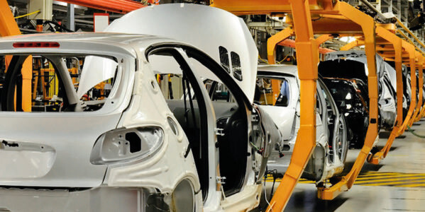 Die Idee der Fließbandfertigung steckt noch heute im Herzen des Automobilbaus. Die Idee der Fließbandfertigung steckt noch heute im Herzen des Automobilbaus.