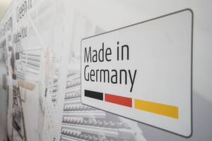Fujitsu Stealth Datacenter wurde an den Standorten Augsburg, München und Paderborn entwickelt. Fujitsu Stealth Datacenter wurde an den Standorten Augsburg, München und Paderborn entwickelt.