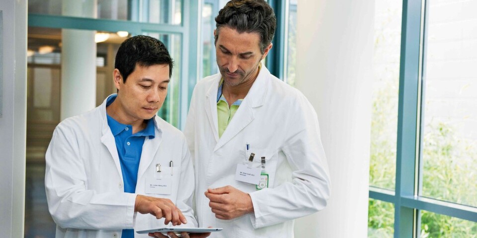 Um den Verwaltungsaufwand für das medizinische Personal zu senken und ergebnisorientierte Managemententscheidungen bestmöglich zu unterstützen, hat Siemens das bewährte Kardiologie-Informationssystem Syngo Dynamics weiterentwickelt Um den Verwaltungsaufwand für das medizinische Personal zu senken und ergebnisorientierte Managemententscheidungen bestmöglich zu unterstützen, hat Siemens das bewährte Kardiologie-Informationssystem Syngo Dynamics weiterentwickelt