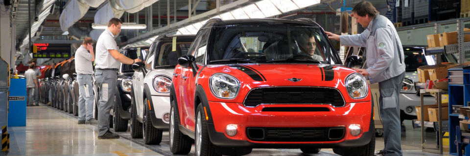 Magna International feiert 500.000 produzierte Fahrzeuge der Marke MINI am Grazer Produktionsstandort von Magna Steyr. Magna International feiert 500.000 produzierte Fahrzeuge der Marke MINI am Grazer Produktionsstandort von Magna Steyr.