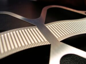 Wie sich Dekoschliffe in den Reinigungs- und Entratprozess integrieren lassen, ist auf der Deburring Expo am Stand von Otto Dilg zu sehen. Wie sich Dekoschliffe in den Reinigungs- und Entratprozess integrieren lassen, ist auf der Deburring Expo am Stand von Otto Dilg zu sehen.