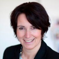 Annette Rust ist Digital Strategy Lead bei Avanade für Deutschland, Österreich und die Schweiz. Annette Rust ist Digital Strategy Lead bei Avanade für Deutschland, Österreich und die Schweiz.
