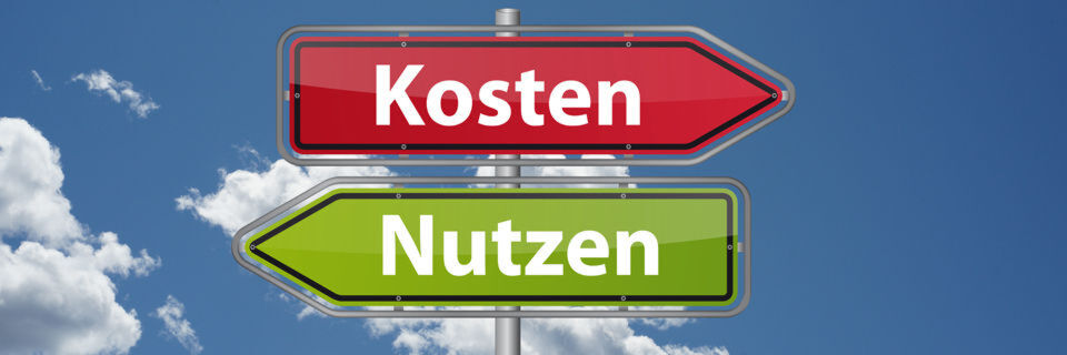 Mittelständische Firmen sollten sich Vorteile und Nutzen, Chancen und Risiken eines Wechsels in die Cloud genau durchrechnen. Mittelständische Firmen sollten sich Vorteile und Nutzen, Chancen und Risiken eines Wechsels in die Cloud genau durchrechnen.