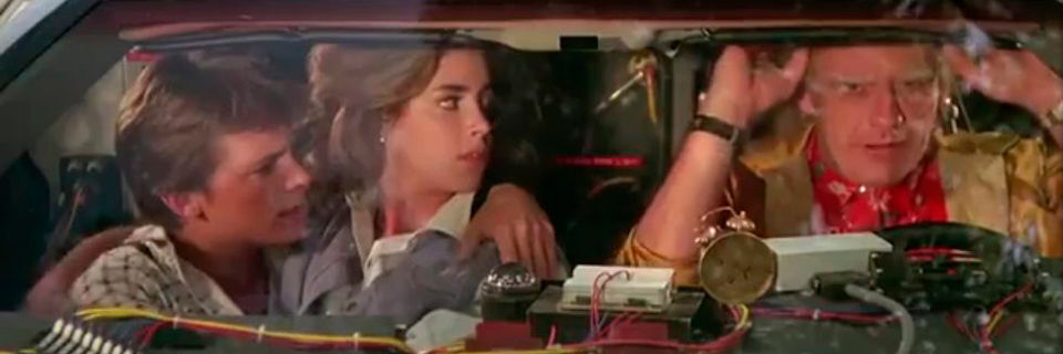 Am Ende des ersten Teils reisten Marty McFly, Jennifer und Doc Brown in die Zukunft, um dort am 21. Oktober 2015 um 19:28 Uhr zu landen – Auftakt zum zweiten Film. Am Ende des ersten Teils reisten Marty McFly, Jennifer und Doc Brown in die Zukunft, um dort am 21. Oktober 2015 um 19:28 Uhr zu landen – Auftakt zum zweiten Film.