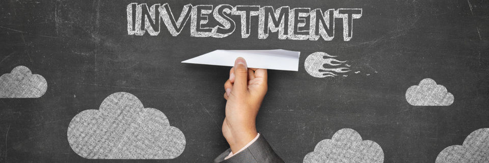 Die Cloud hilft sparen, weshalb diese angesichts beschränkter IT-Budgets für viele Unternehmen eine Option ist. Die Cloud hilft sparen, weshalb diese angesichts beschränkter IT-Budgets für viele Unternehmen eine Option ist.