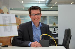 Dr. Jan Regtmeier, Produktmanager von HARTING, erklärt im Interview mit elektrotechnik, was MICA und Sensorik zu einer unschlagbaren Kombination macht. Dr. Jan Regtmeier, Produktmanager von HARTING, erklärt im Interview mit elektrotechnik, was MICA und Sensorik zu einer unschlagbaren Kombination macht.