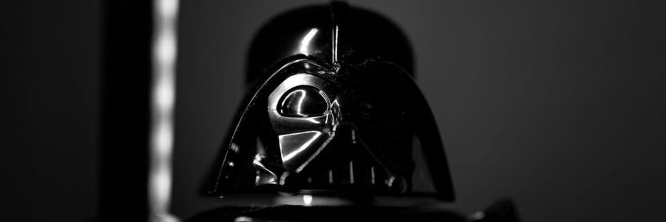 Darth Vader gibt es auch für die Hosentasche – als Gadget. Darth Vader gibt es auch für die Hosentasche – als Gadget.