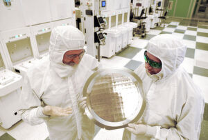 IBM teilt die Designs der hauseigenen Chips, Server und Software im Rahmen der Open-Power-Initiative unter anderem mit chinesischen Lizenznehmern. IBM teilt die Designs der hauseigenen Chips, Server und Software im Rahmen der Open-Power-Initiative unter anderem mit chinesischen Lizenznehmern.