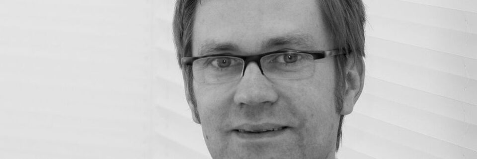 Der Autor Thomas Grüschow zieht ein positives Fazit: "Mit der Normenreihe DIN EN 50600 ist der Normungsgesellschaft CENELEC gelungen, sowohl Vergleichbarkeit zu schaffen als auch Flexibilität zu erhalten." Der Autor Thomas Grüschow zieht ein positives Fazit: "Mit der Normenreihe DIN EN 50600 ist der Normungsgesellschaft CENELEC gelungen, sowohl Vergleichbarkeit zu schaffen als auch Flexibilität zu erhalten."