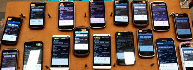 Smartphones als Seismographen: Die App MyShake nutzt Smartphone-Sensoren wie das Accelerometer, um Seismische Schwingungen aufzuzeichnen und in der Cloud auszuwerten. Werden in derselben Region von mehreren Smartphones die gleiche Sorte Schwingungen erfasst, wird eine Erdbebenwarnung herausgegeben. Smartphones als Seismographen: Die App MyShake nutzt Smartphone-Sensoren wie das Accelerometer, um Seismische Schwingungen aufzuzeichnen und in der Cloud auszuwerten. Werden in derselben Region von mehreren Smartphones die gleiche Sorte Schwingungen erfasst, wird eine Erdbebenwarnung herausgegeben.